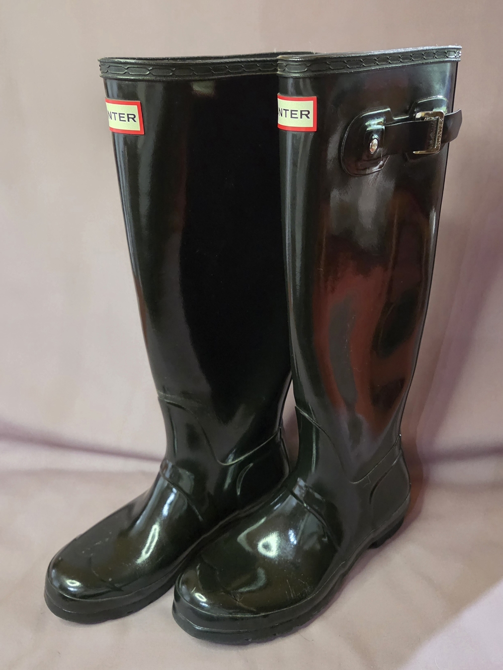 Hunter Women’s Black Gloss Tall Rain Boots with Buckle Size 8